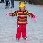 Kind am Eislaufplatz Wagrain